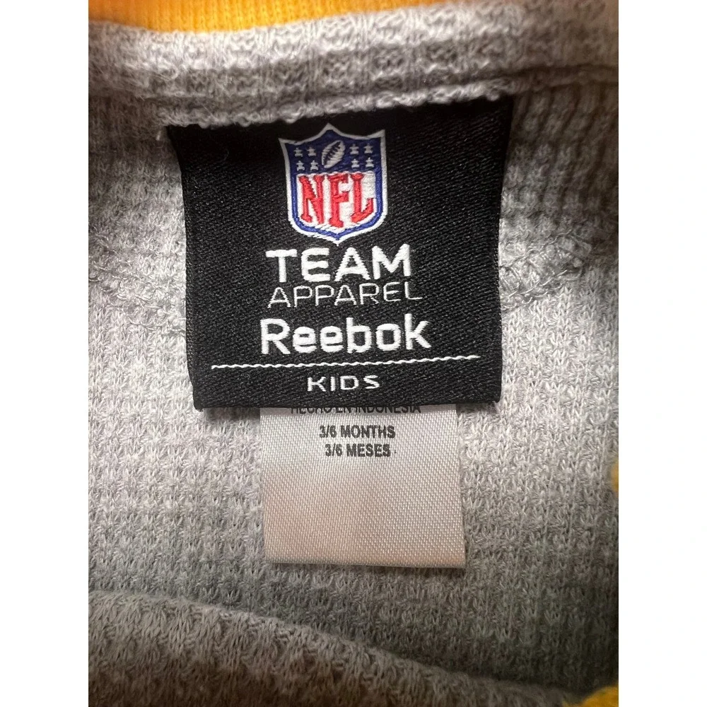 Reebok 3/6M Bodysuit NFL Green Bay Packers Grey Green Waffle Knit Long Sleeve